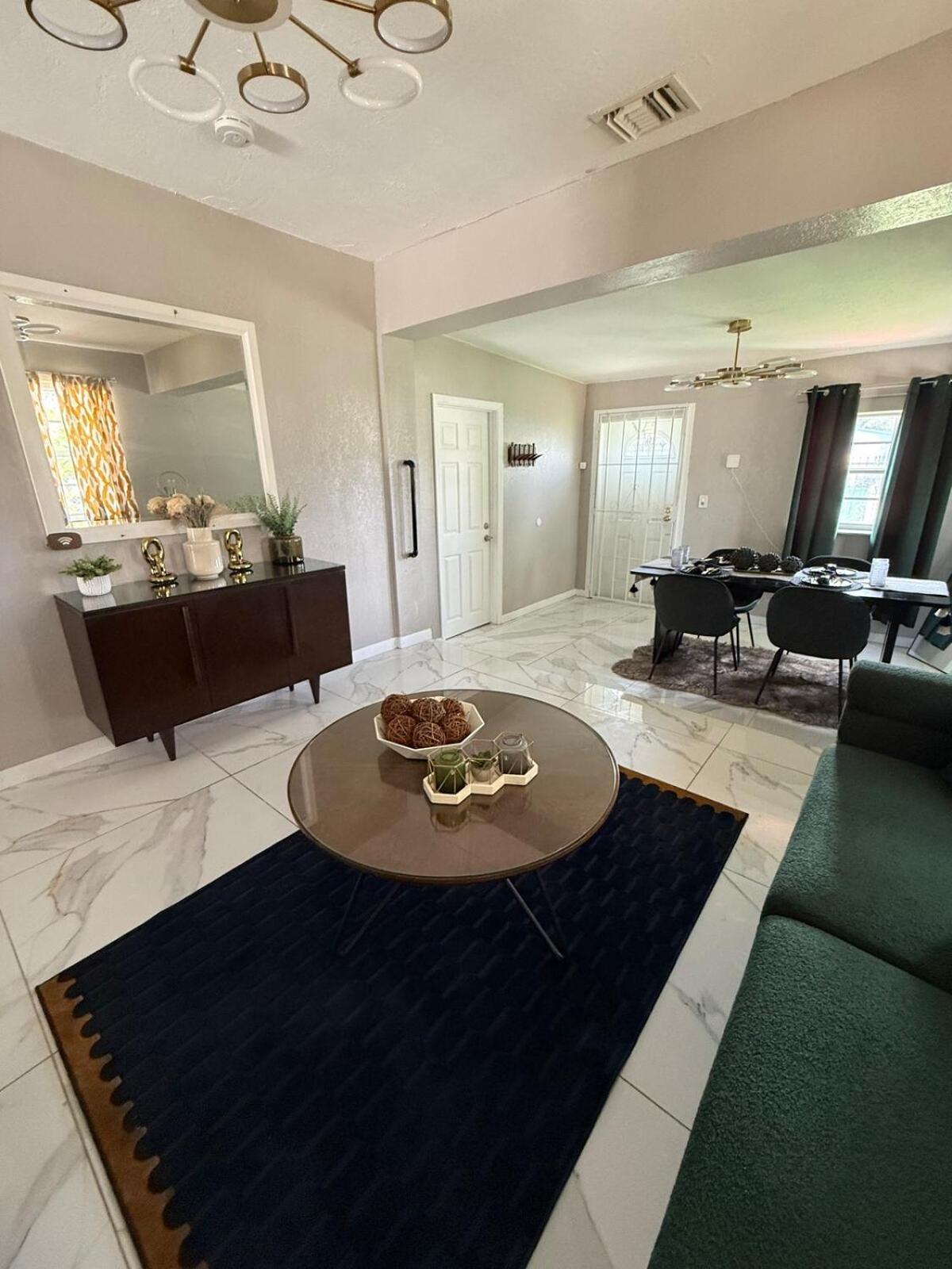 Earthy Modern Escape Casa vacanze Miami